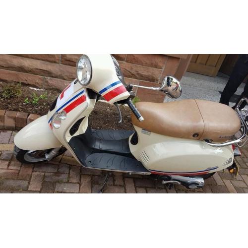 Boation Monza 125cc Retro Moped - Vespa Lookalike Excellent runner
