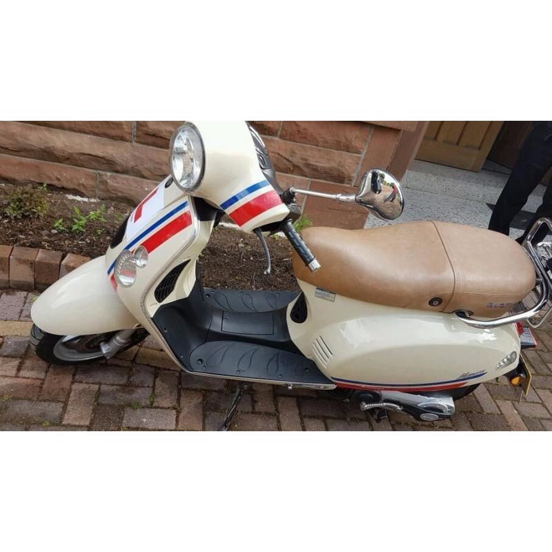 Boation Monza 125cc Retro Moped - Vespa Lookalike Excellent runner