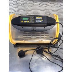 Brinsea egg incubator