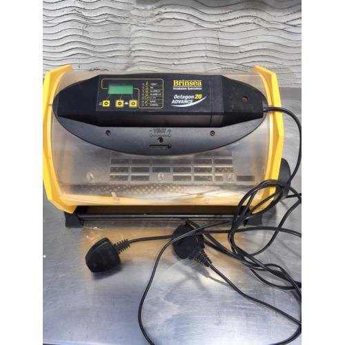 Brinsea egg incubator
