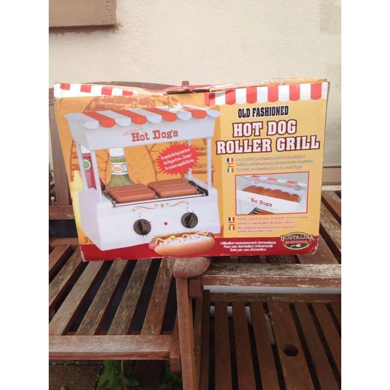 Brand new hot dog roller grill and built in bun warmer