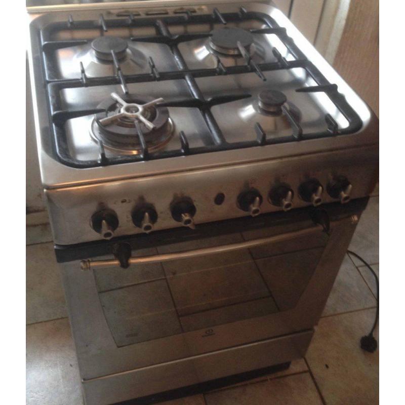 FREE STANDING COOKER