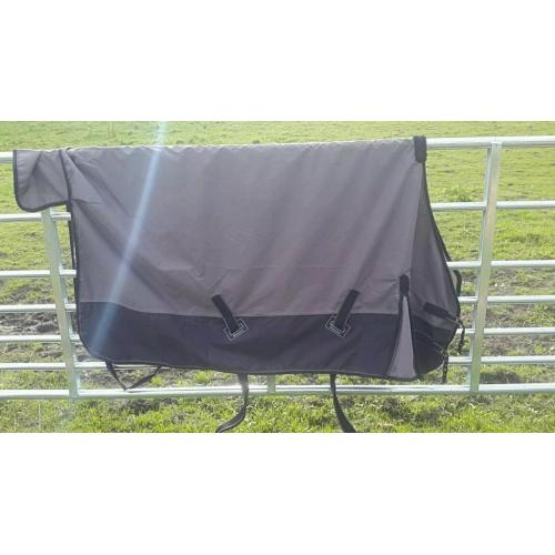 6'3 lightweight turnout rug