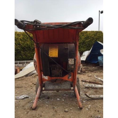 Belle 240V cement mixer minimix 150