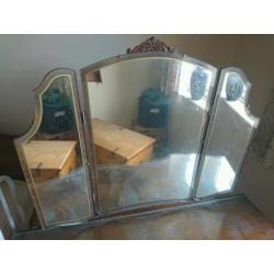 Dressing table