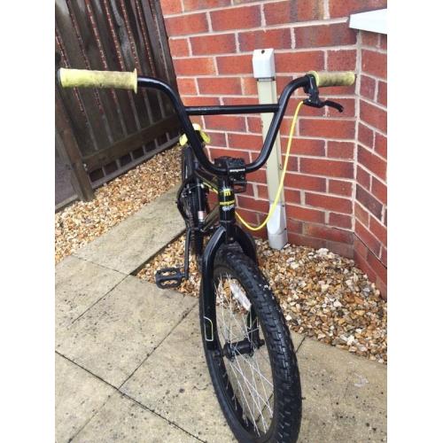 Mongoose bmx