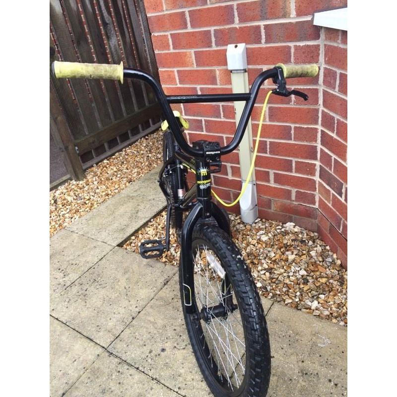 Mongoose bmx