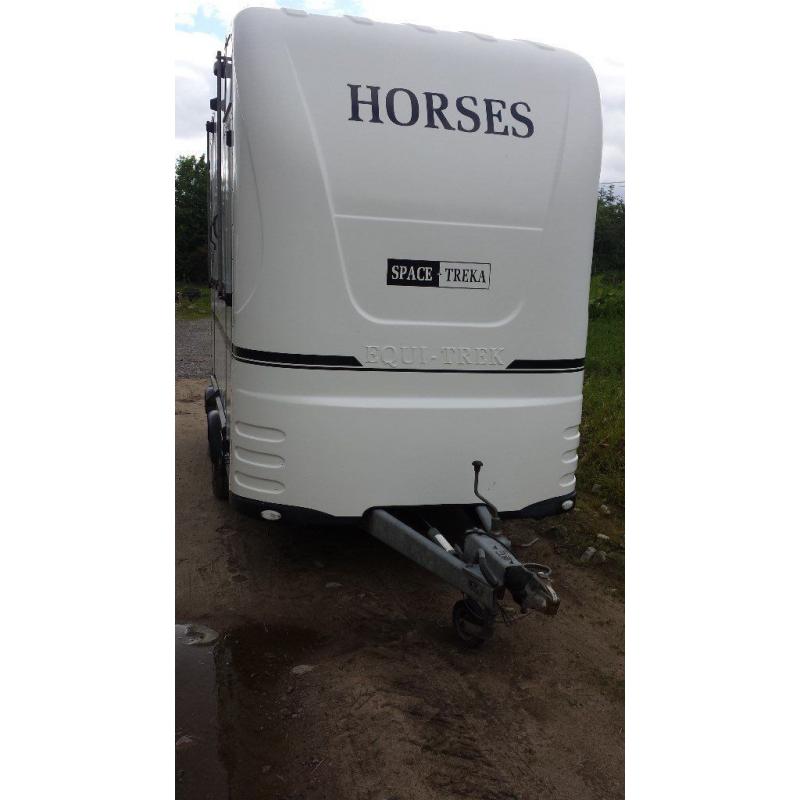 Equi-trek Space Treka M