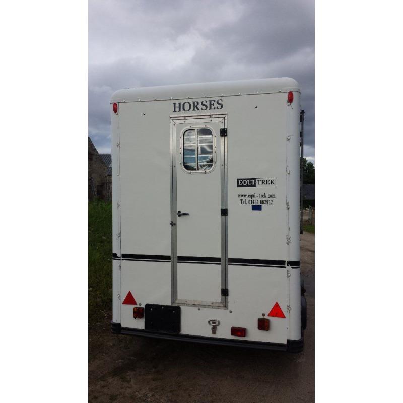 Equi-trek Space Treka M