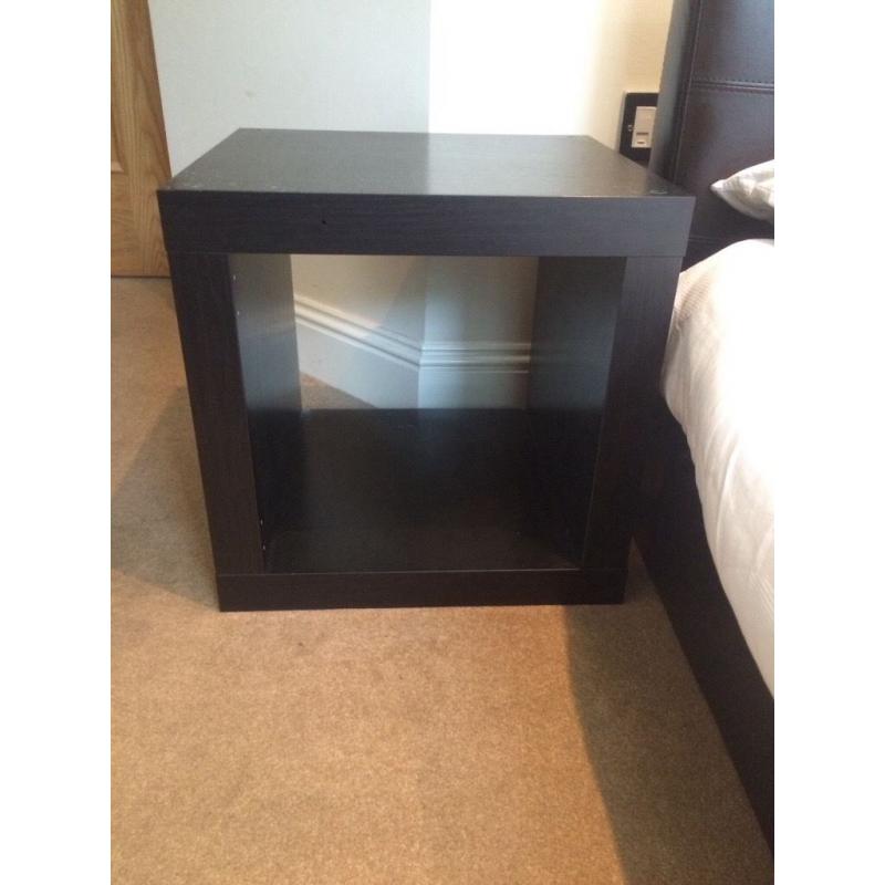 Solid bed side table