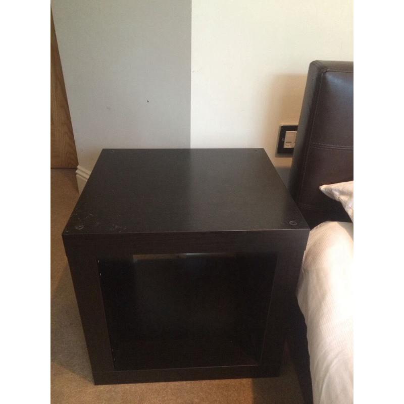 Solid bed side table