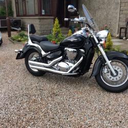 Suzuki Intruder 800