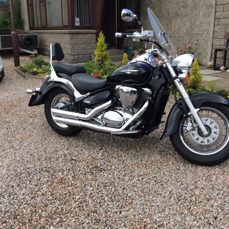 Suzuki Intruder 800