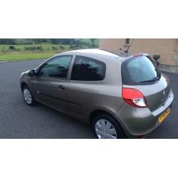 2010 RENAULT CLIO EXTREME.......49000 MILES