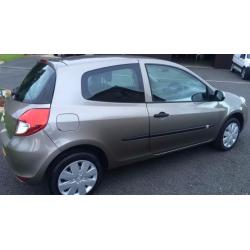 2010 RENAULT CLIO EXTREME.......49000 MILES