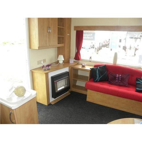Static caravan for sale 2000 at Romney Sands, New Romney, Sussex