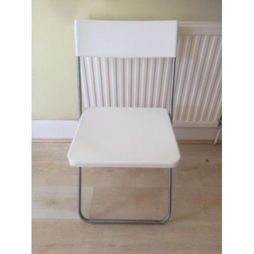 6 white ikea chairs