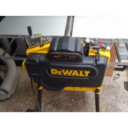 De Walt 27300 Planer / thicknesser plus Kity extractor and spare blades