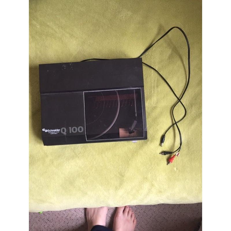 Schneider Music system