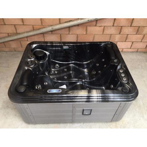 Brand New LuxeSpa 2 Seat Hot Tub - Free Delivery & Installation