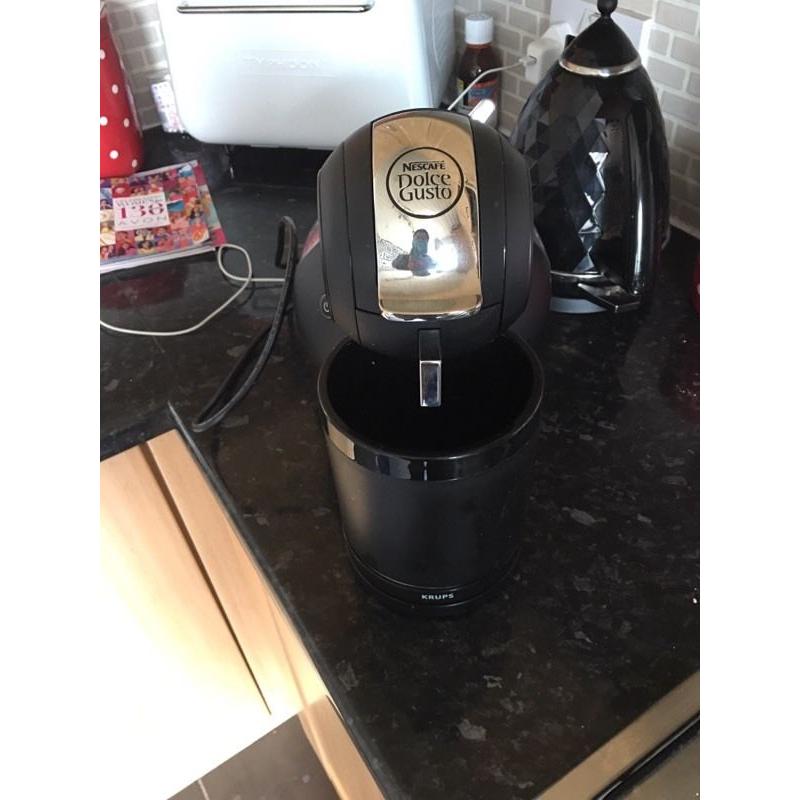 Nescafé dolce gusto coffee machine