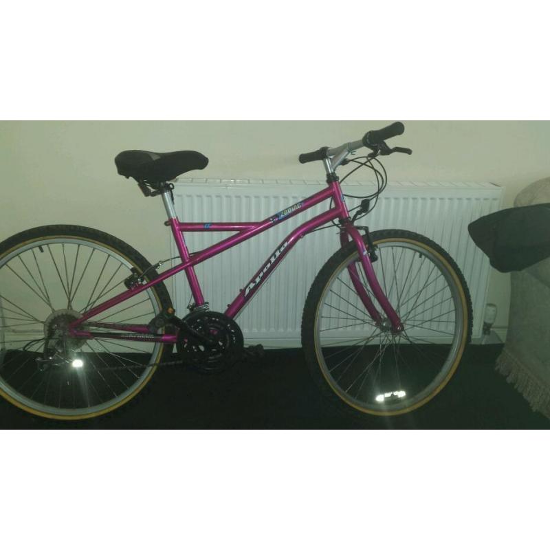 Apollo mountain bike
