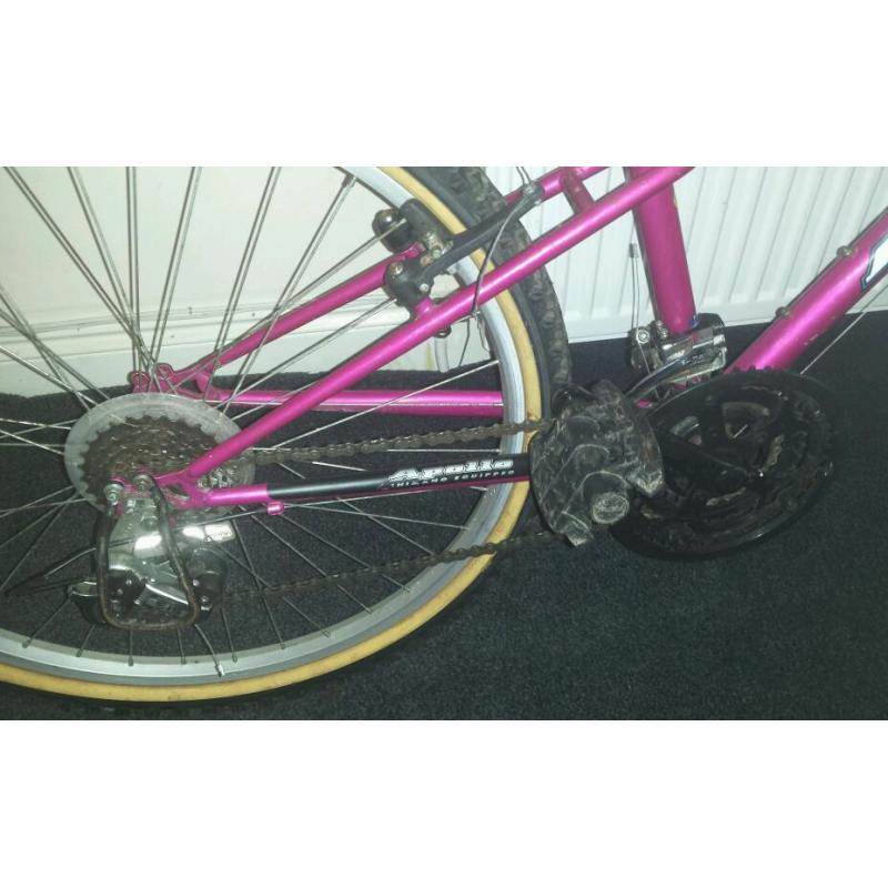 Apollo mountain bike