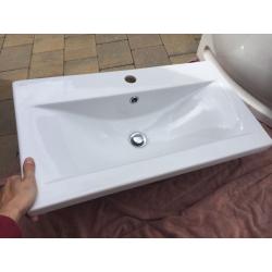 Bathroom sink and bath