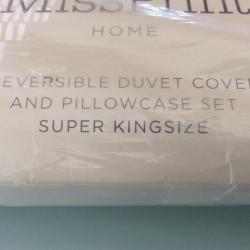 Super King duvet cover and two pillowcases New