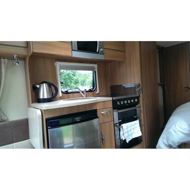 Caravan 4 berth 2012 Swift Corniche