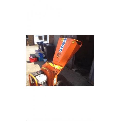 Timberwolf TW13/75G petrol wood chipper