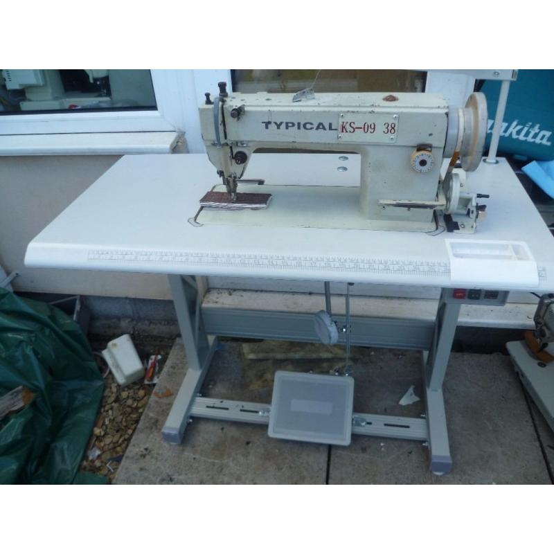 TYPICAL WALKING FOOT INDUSTRIAL MACHINE ( Shoes, upholstery, Marquees, sailmaking