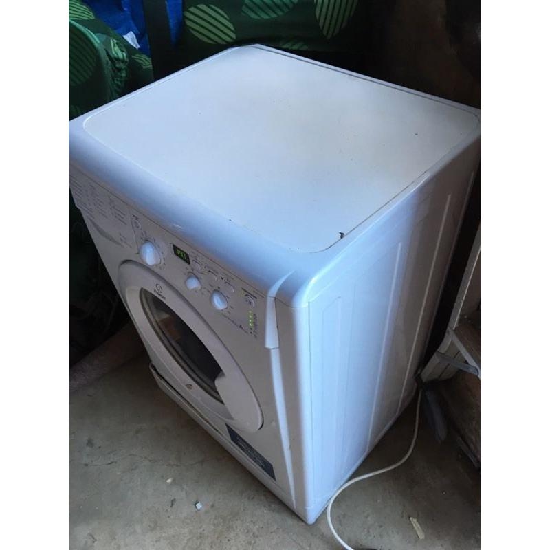 Indecit washing machine