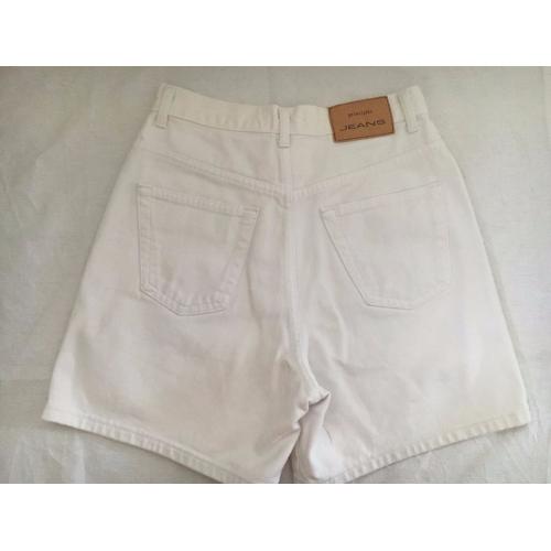 White vintage shorts