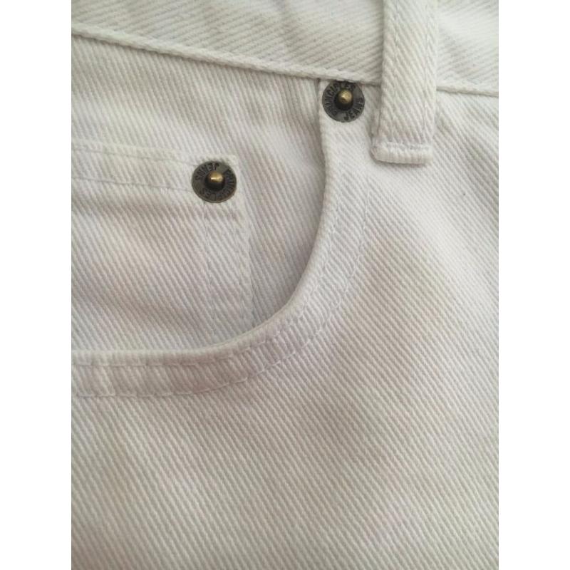 White vintage shorts