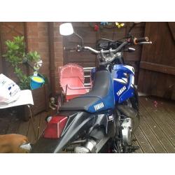 Dt 125 sm 12 mot. 06 plate