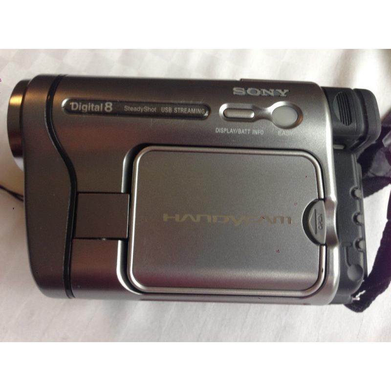 Sony Handycam Digital 8 (DCR-TRV270E)