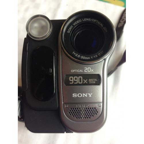 Sony Handycam Digital 8 (DCR-TRV270E)
