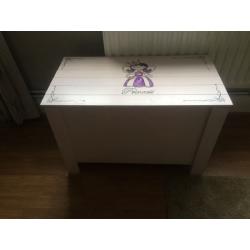 Wooden pink toy box
