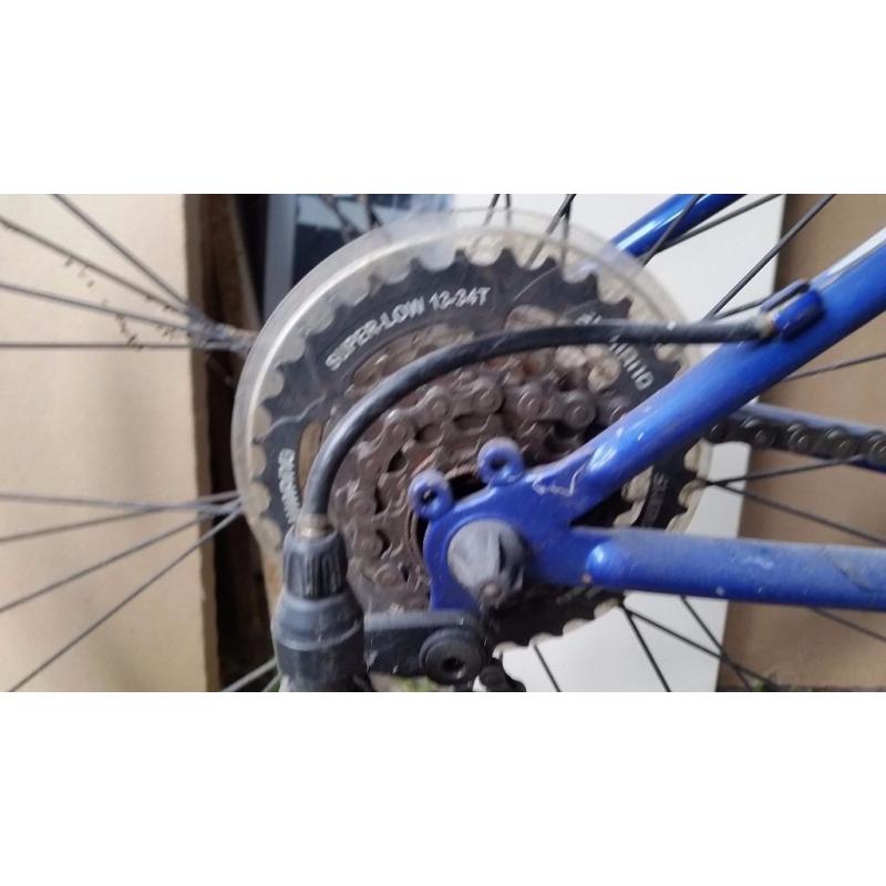 Gents trek mountain bike