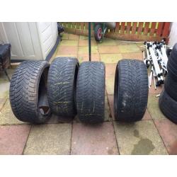 255 35 19 Dunlop winter tyres
