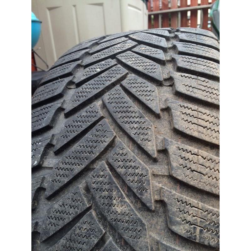 255 35 19 Dunlop winter tyres