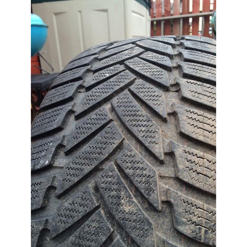 255 35 19 Dunlop winter tyres