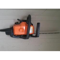 McCullouch petrol chainsaw