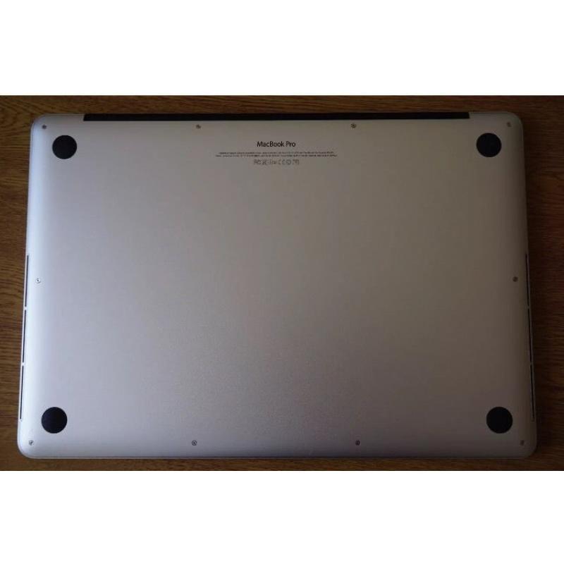 MacBook Pro Retina 15", 512 SSD. (Mid 2012). Mint condition.