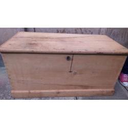Antique pine blanket box