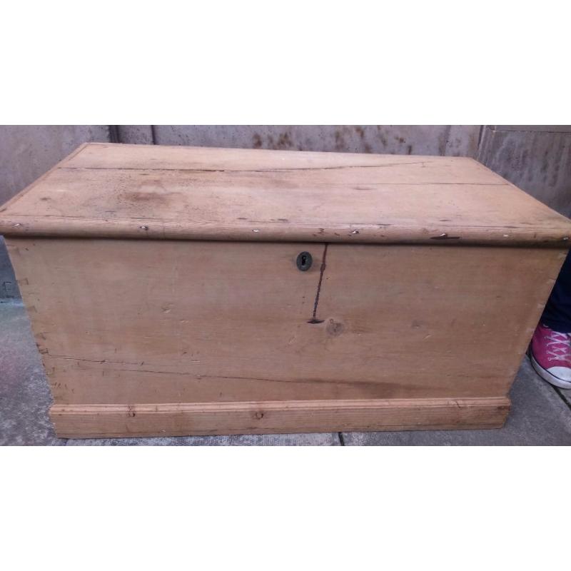 Antique pine blanket box