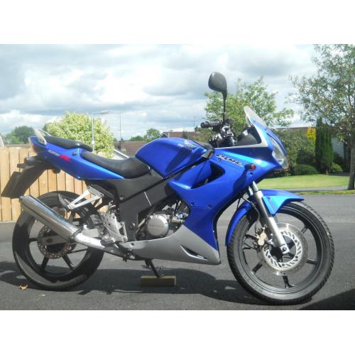 Honda CBR 125R 4 (2004)