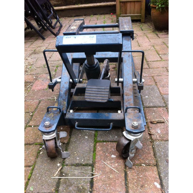 Motorbike/Car lift For Sale