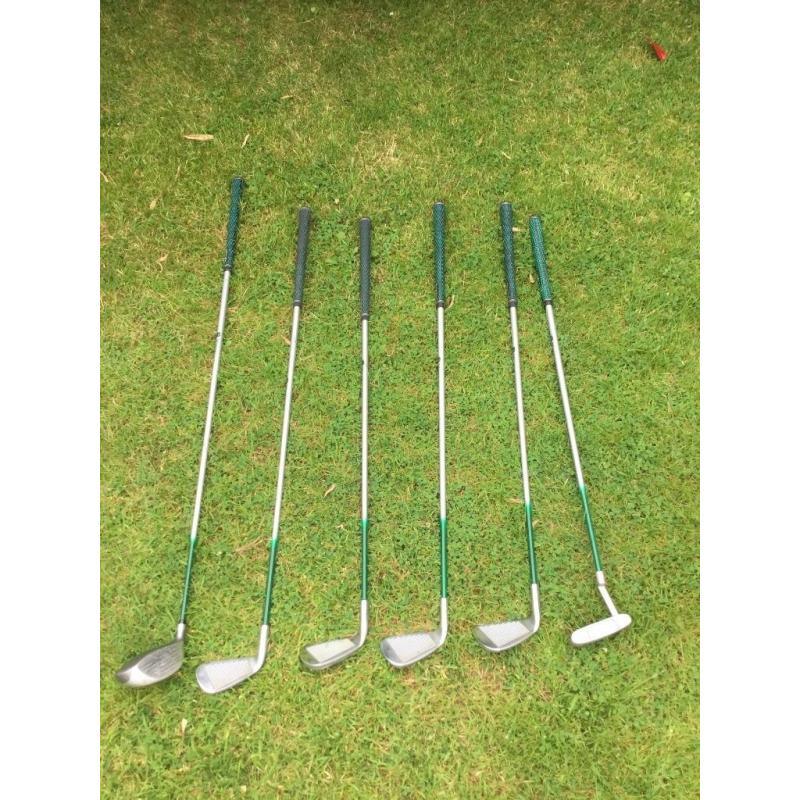 Youth/junior golf bag & clubs